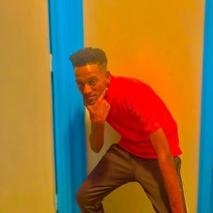 Meet your Posher, Biniam